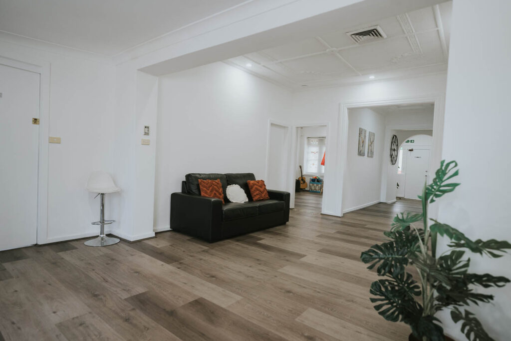 Short-Term and Medium-Term Accommodation, Angels On Wheels