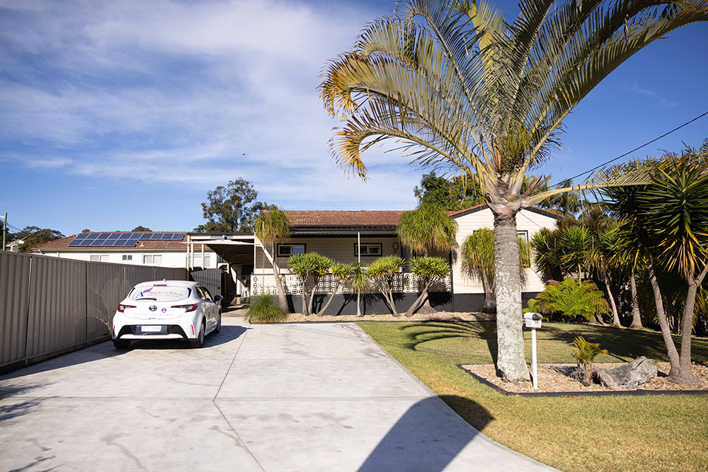 Short-Term and Medium-Term Accommodation, Angels On Wheels