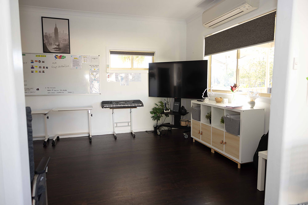 Short-Term and Medium-Term Accommodation, Angels On Wheels