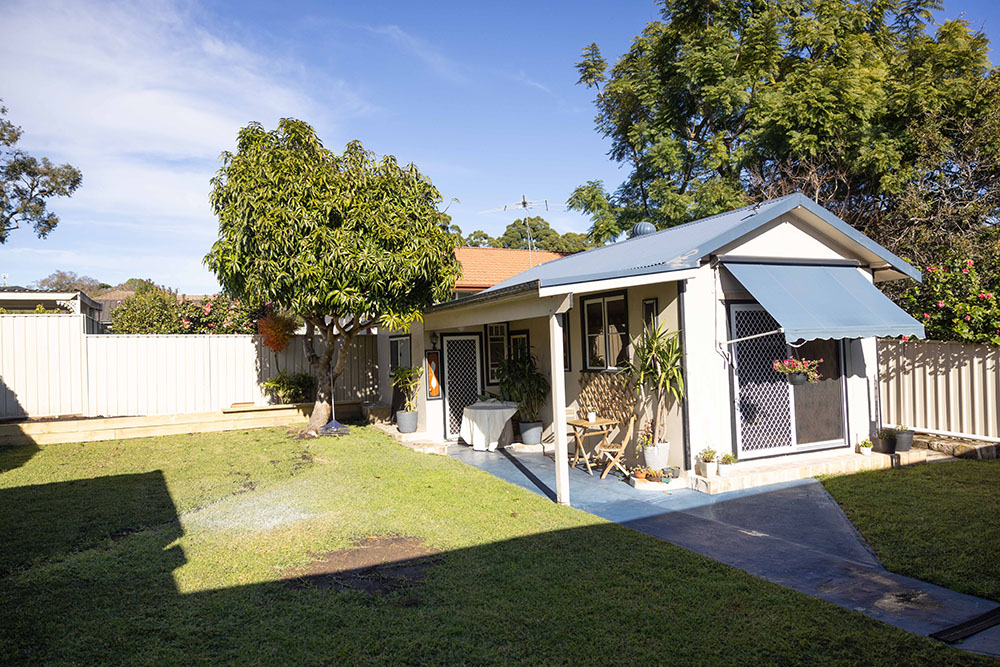 Short-Term and Medium-Term Accommodation, Angels On Wheels