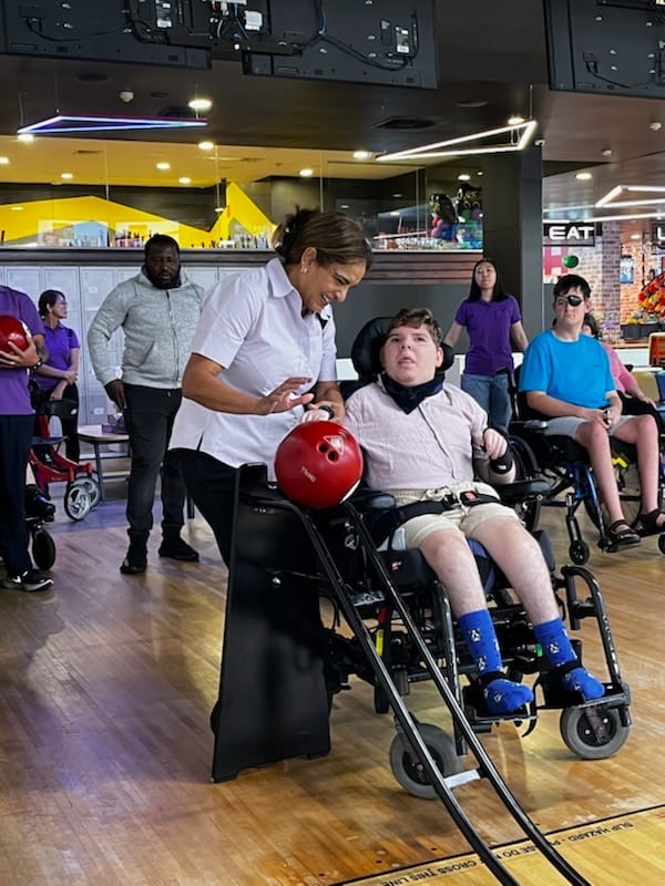 Bowling, Angels On Wheels