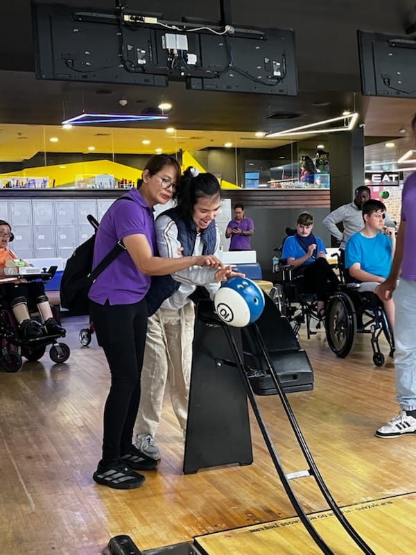 Bowling, Angels On Wheels