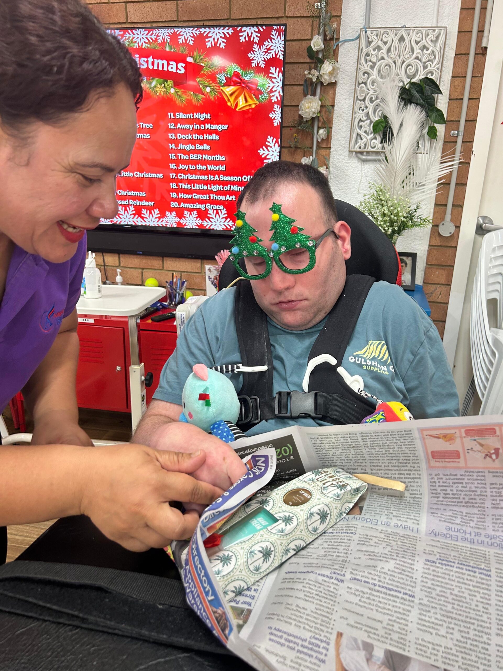 Decorating Centre for Christmas, Angels On Wheels
