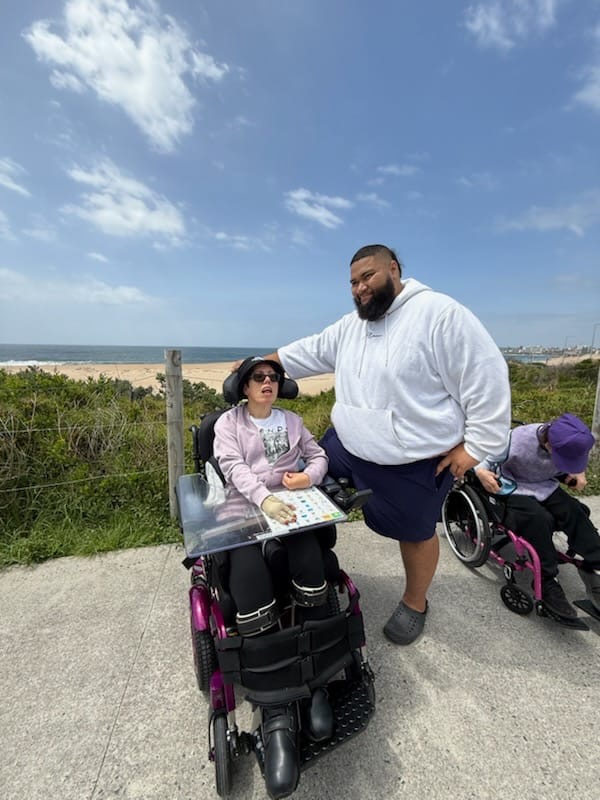 Wanda Beach, Angels On Wheels