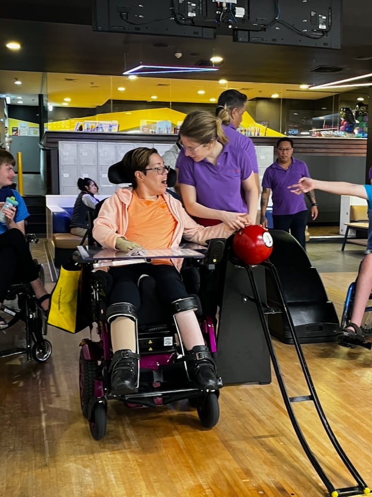 Bowling, Angels On Wheels